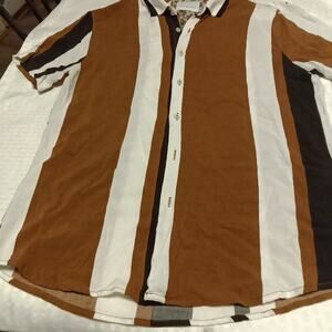 Men's Denim and Flower Short Sleeve Button Down Medium Striped Dress Shirt